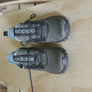 Adidas kids shoes tried on never worn